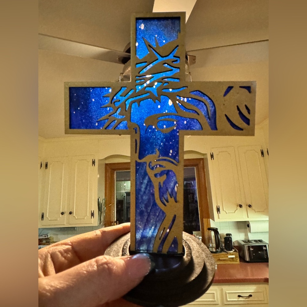 Hand crafted by me wood cross with Jesus Face approximately 10” made to order - Picture 2 of 7
